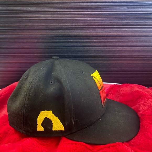 Utah Jazz New Era snap back hat - Picture 2 of 3